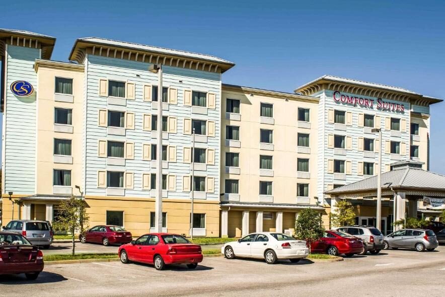 Comfort Suites